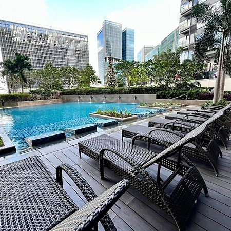 Hotel Vibe Condo At Uptown Parksuites Bgc Taguig Extérieur photo
