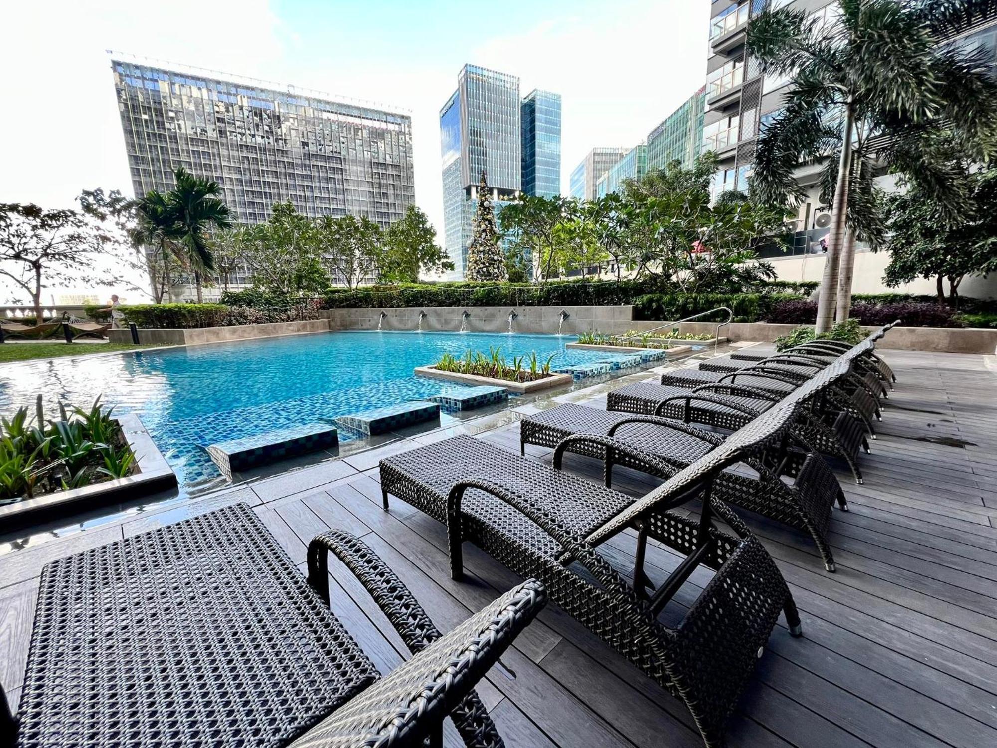 Hotel Vibe Condo At Uptown Parksuites Bgc Taguig Extérieur photo