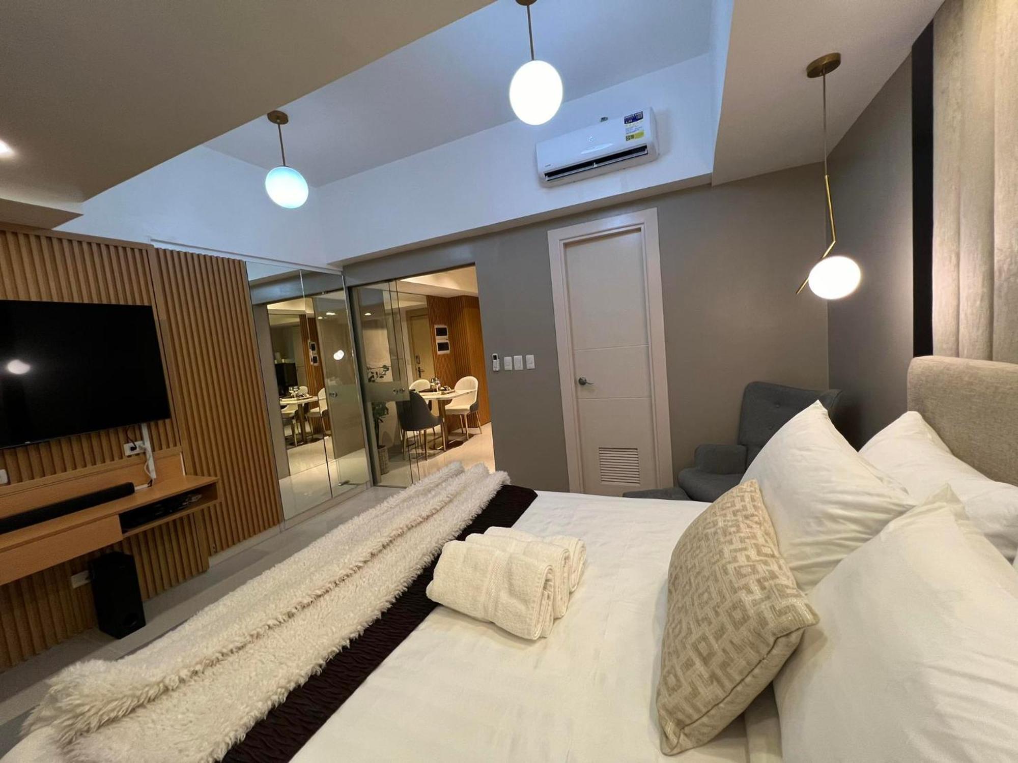 Hotel Vibe Condo At Uptown Parksuites Bgc Taguig Extérieur photo